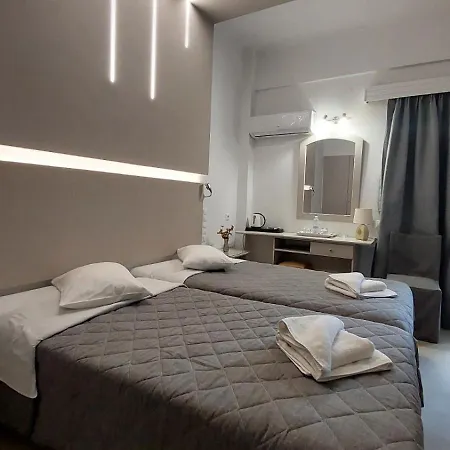 μαντάς 4* Λουτράκι