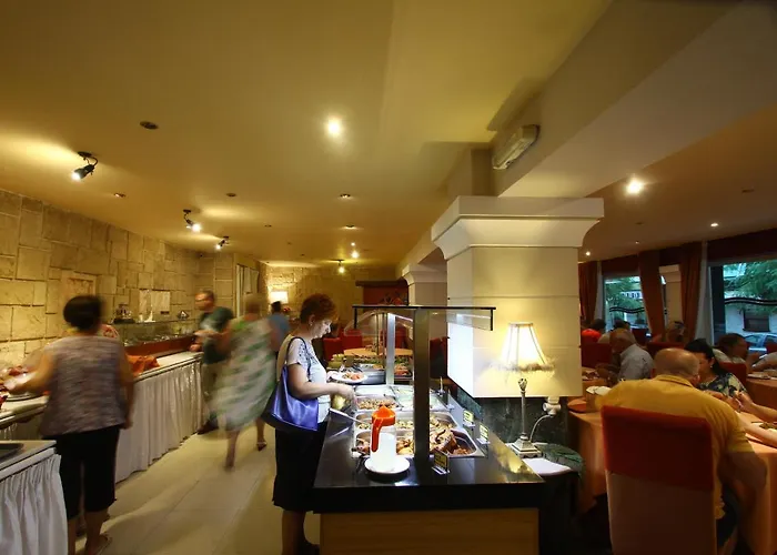 Отель Mantas 4*