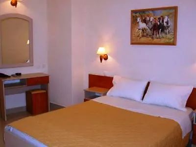 Mantas Hotel Loutráki